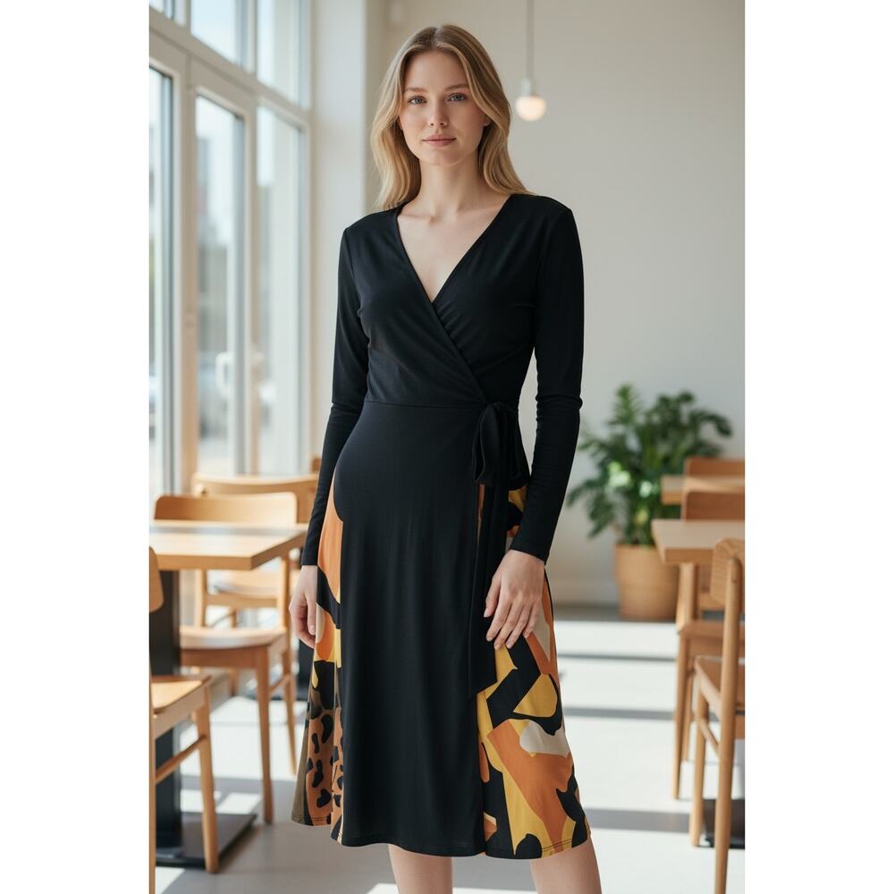 ISSA LONDON Midi Dress Size 8 Black Art to Wear Geometric Print